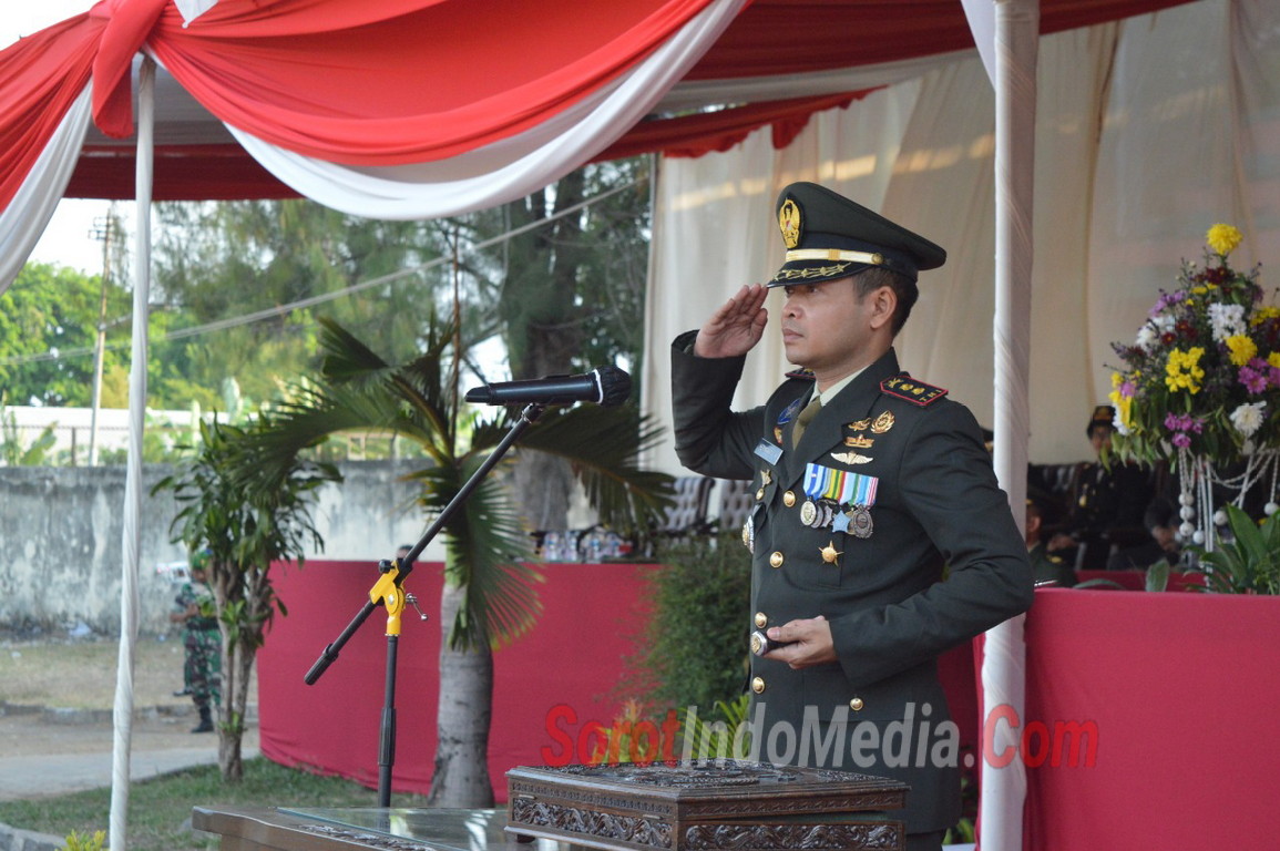 Dandim 0815 Pimpin Upacara Penurunan Bendera Di Kota Mojokerto