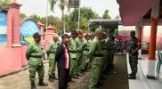 Danramil Jatirejo Bersama Forpimka Bekali Satlinmas Desa Padangasri