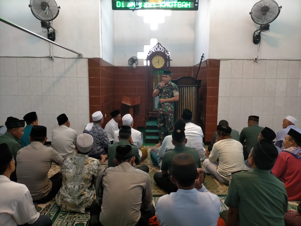 Masjid Ar Rohman Sasaran Safari Shalat Jum’at Dandim 0815/Mojokerto